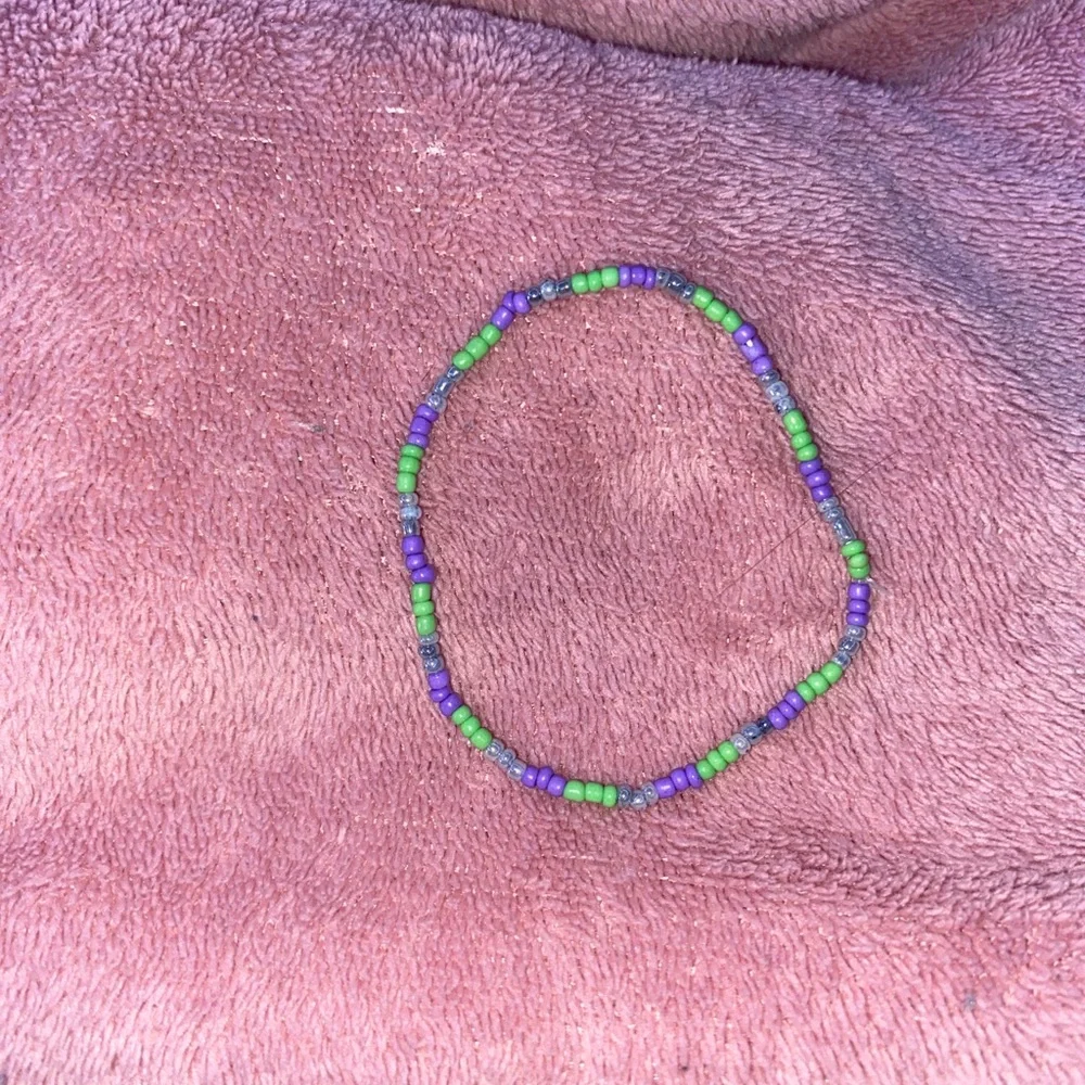 3 for 12$ 🌸 Hocus Pocus themed bracelet stack - Picture 5 of 9